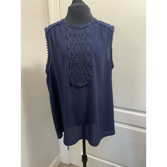 Halogen Women's XL Navy Blue Crochet Sleeveless Camisole Blouse - Picture 1 of 10